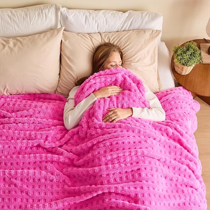 NEWCOSPLAY Super Soft Queen Blanket Pink Premium Silky Flannel Fleece 3D Waffle Checkered Lightweight Bed Blanket All Season Use (Hot Pink, Queen(90"x90"))