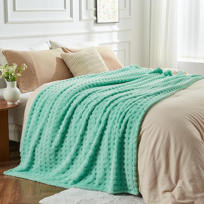 NEWCOSPLAY Super Soft Queen Blanket Aqua Premium Silky Flannel Fleece 3D Waffle Checkered Lightweight Bed Blanket All Season Use (Aqua, Queen(90"x90"))